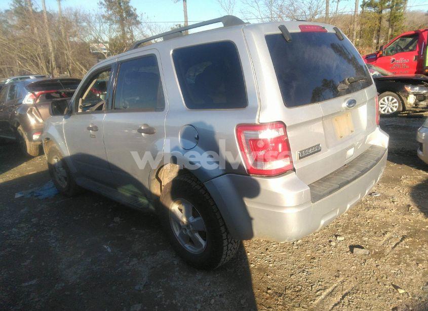 Photo 3 of 2011 Ford Escape XLT (VIN 1FMCU0D74BKA93553)