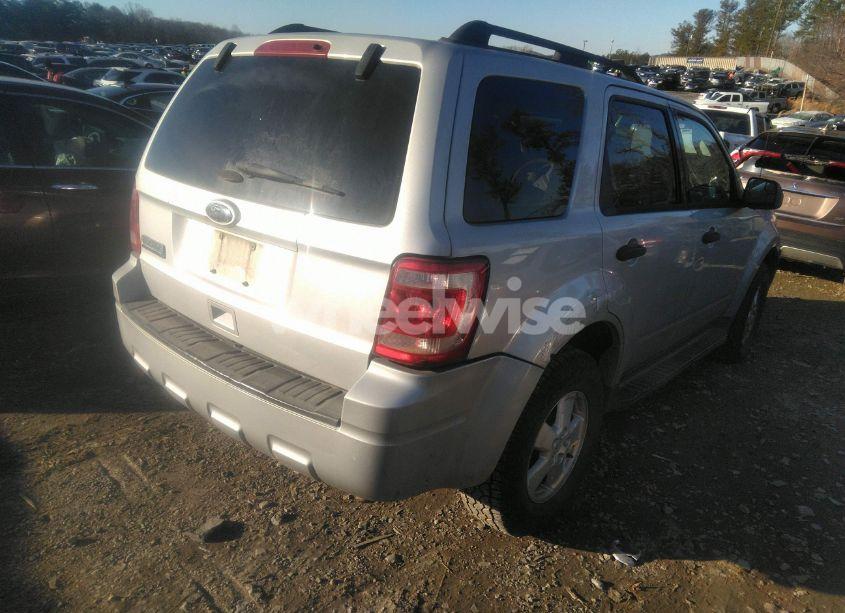 Photo 4 of 2011 Ford Escape XLT (VIN 1FMCU0D74BKA93553)