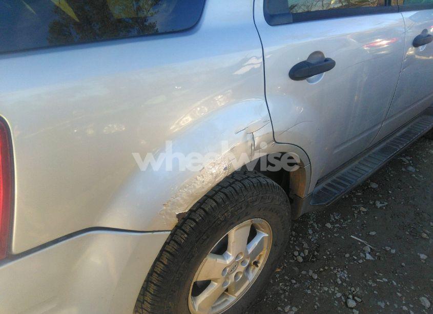 Photo 6 of 2011 Ford Escape XLT (VIN 1FMCU0D74BKA93553)