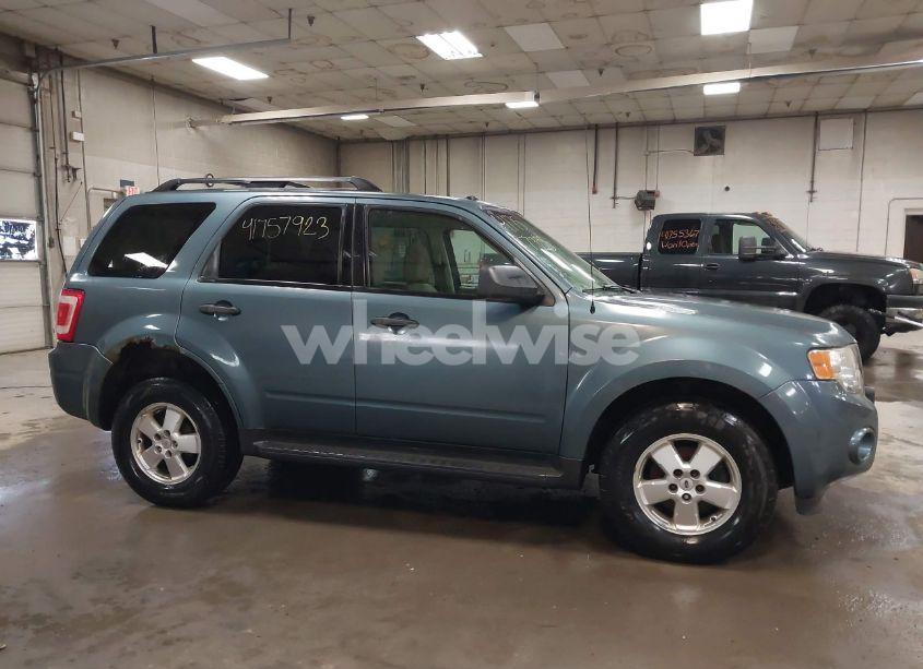 Photo 13 of 2011 Ford Escape XLT (VIN 1FMCU0D74BKB17317)