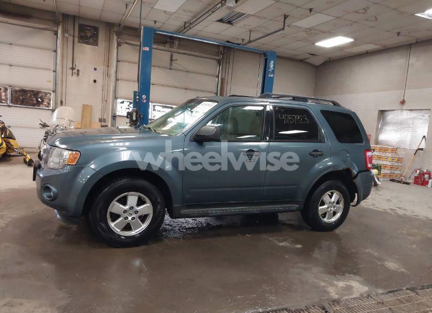 Photo 14 of 2011 Ford Escape XLT (VIN 1FMCU0D74BKB17317)