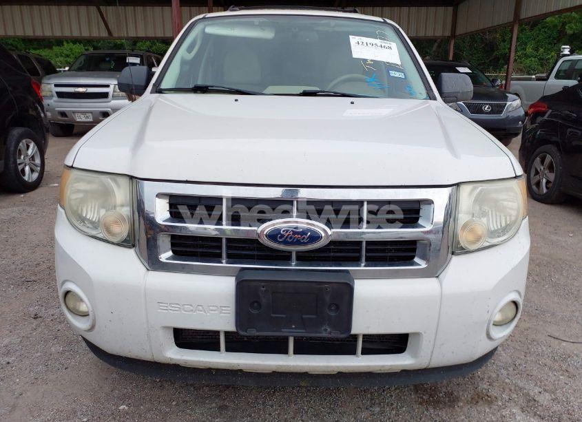 Photo 6 of 2011 Ford Escape XLT (VIN 1FMCU0D74BKB27877)