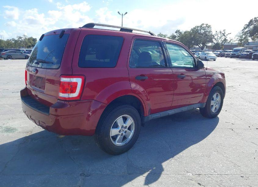 Photo 4 of 2011 Ford Escape XLT (VIN 1FMCU0D74BKB83429)