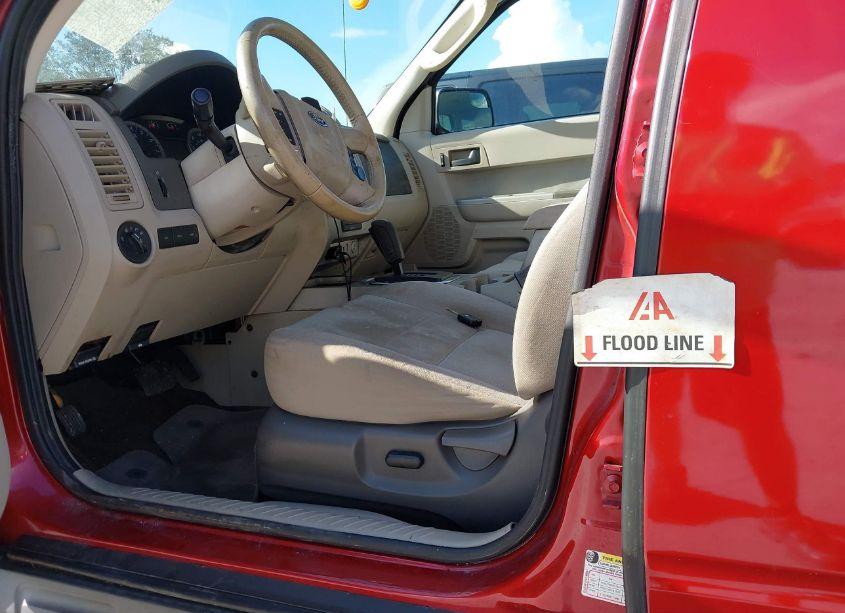 Photo 6 of 2011 Ford Escape XLT (VIN 1FMCU0D74BKB83429)