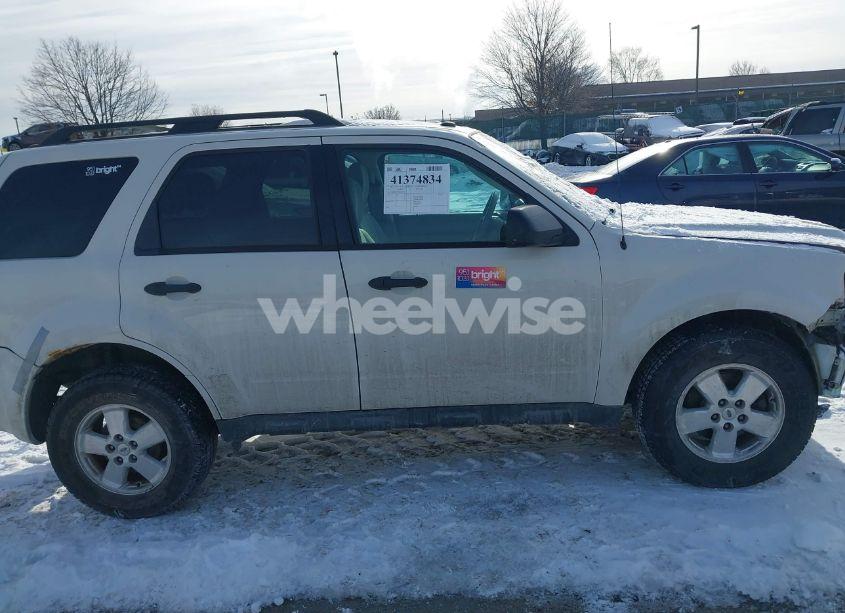 Photo 13 of 2011 Ford Escape XLT (VIN 1FMCU0D74BKC60316)