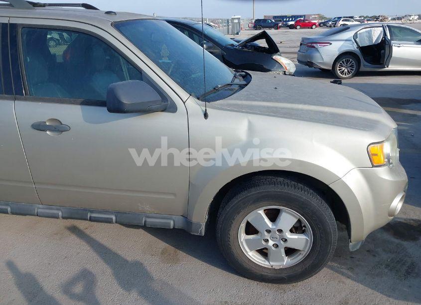 Photo 6 of 2012 Ford Escape XLT (VIN 1FMCU0D74CKA18420)