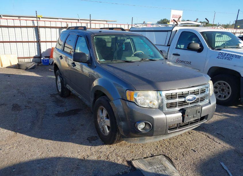 2012 Ford Escape XLT (VIN 1FMCU0D74CKA66130) main photo