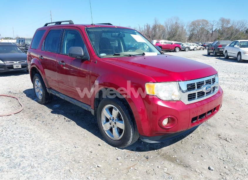 2012 Ford Escape XLT (VIN 1FMCU0D74CKA99080) main photo