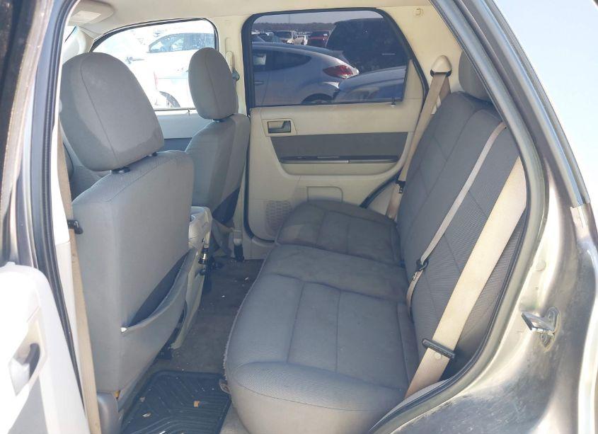 Photo 13 of 2010 Ford Escape XLT (VIN 1FMCU0D75AKA29956)