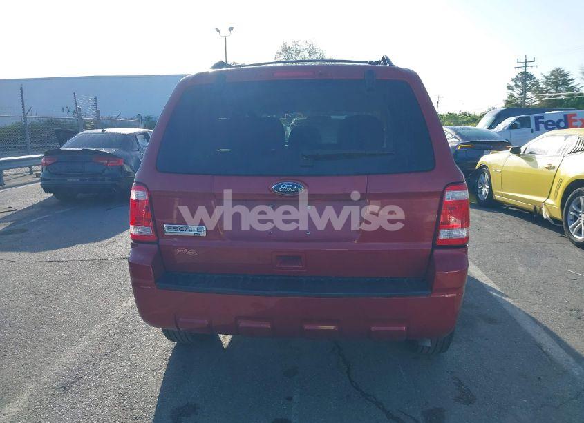 Photo 16 of 2010 Ford Escape XLT (VIN 1FMCU0D75AKA53111)