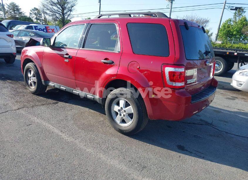 Photo 3 of 2010 Ford Escape XLT (VIN 1FMCU0D75AKA53111)