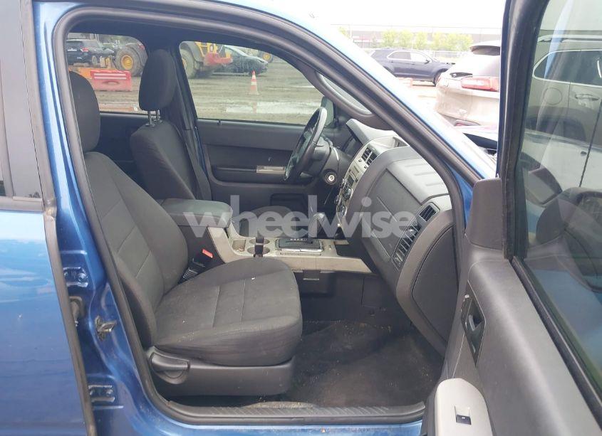 Photo 5 of 2010 Ford Escape XLT (VIN 1FMCU0D75AKA95245)