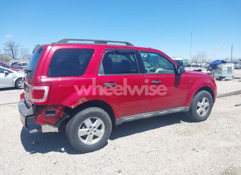 Photo 13 of 2010 Ford Escape XLT (VIN 1FMCU0D75AKB11394)