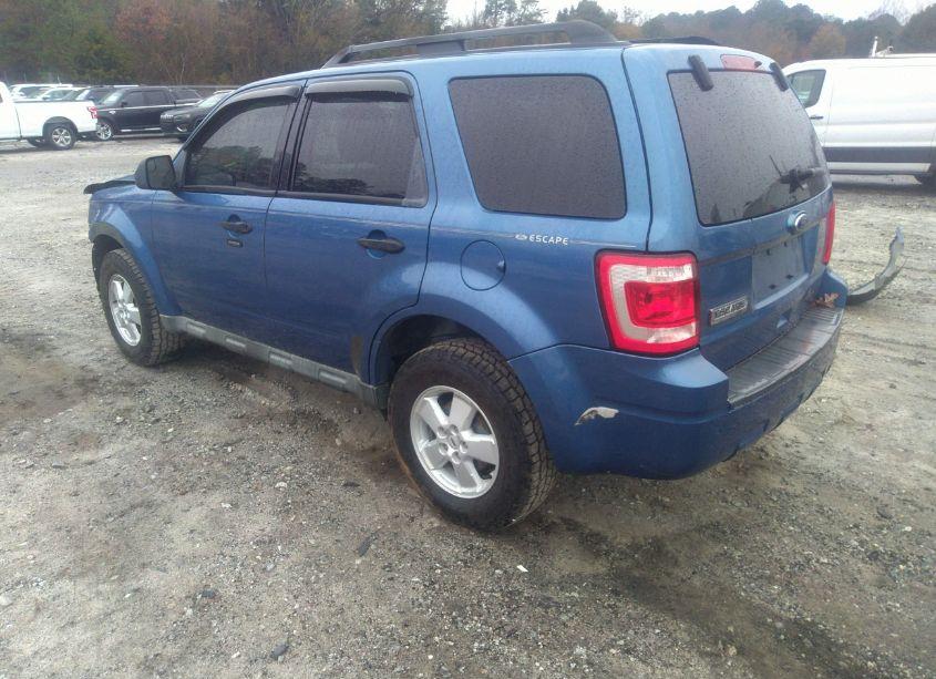 Photo 3 of 2010 Ford Escape XLT (VIN 1FMCU0D75AKB11573)