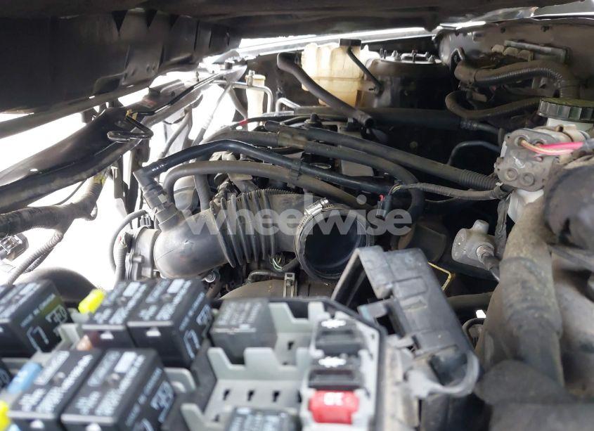 Photo 10 of 2010 Ford Escape XLT (VIN 1FMCU0D75AKB11637)