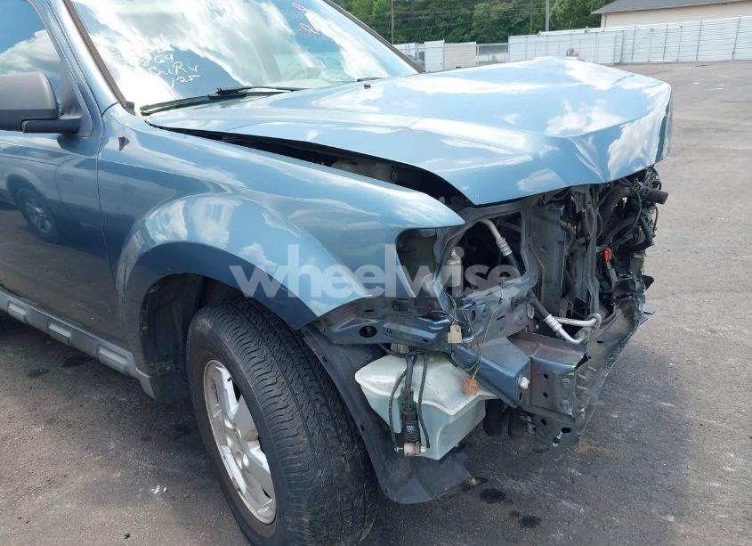 Photo 13 of 2010 Ford Escape XLT (VIN 1FMCU0D75AKB11637)