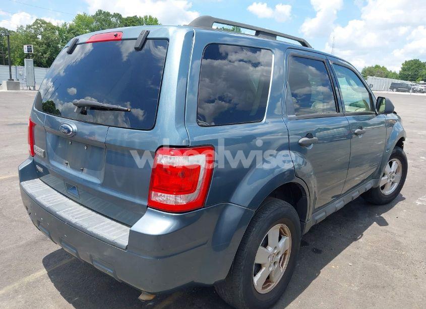 Photo 4 of 2010 Ford Escape XLT (VIN 1FMCU0D75AKB11637)