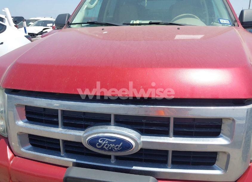 Photo 17 of 2010 Ford Escape XLT (VIN 1FMCU0D75AKB53385)