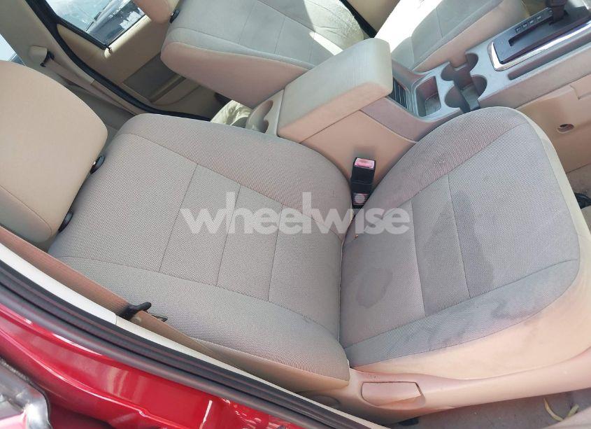 Photo 5 of 2010 Ford Escape XLT (VIN 1FMCU0D75AKB53385)