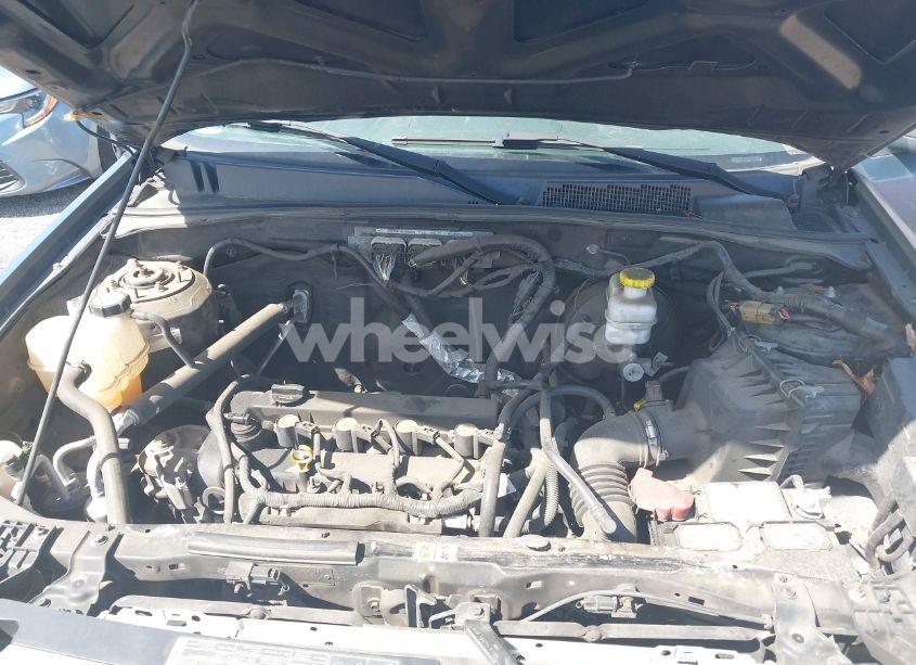 Photo 10 of 2010 Ford Escape XLT (VIN 1FMCU0D75AKB56335)