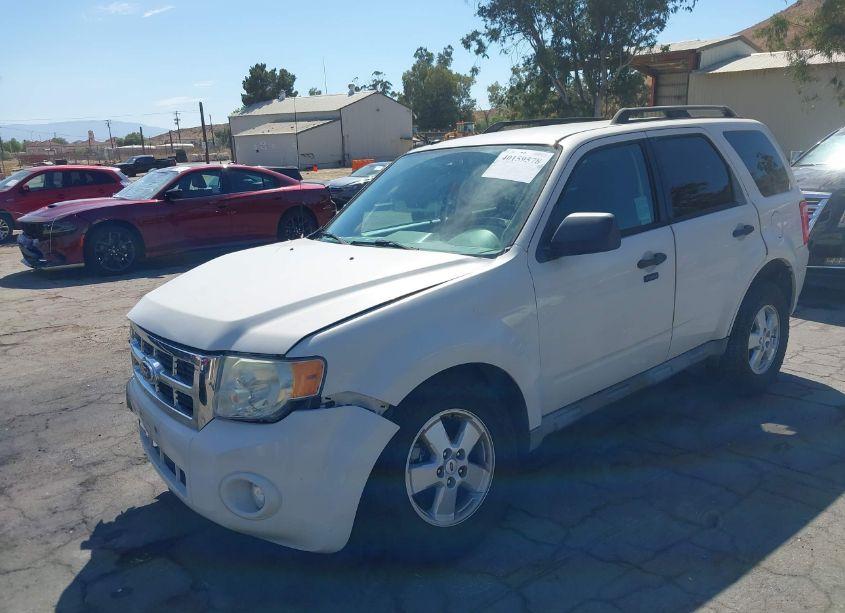 Photo 2 of 2010 Ford Escape XLT (VIN 1FMCU0D75AKB81297)