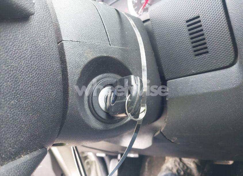 Photo 11 of 2010 Ford Escape XLT (VIN 1FMCU0D75AKC30529)