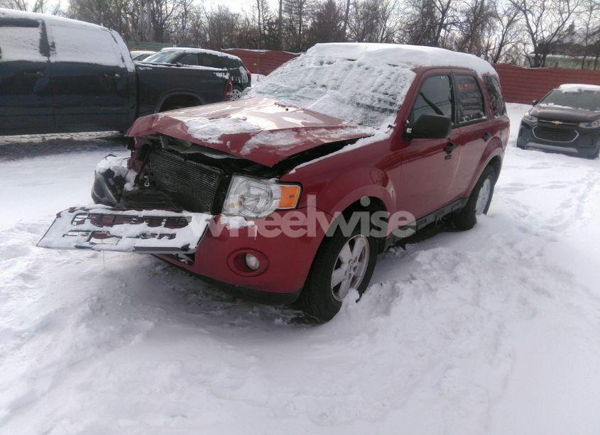 Photo 2 of 2010 Ford Escape XLT (VIN 1FMCU0D75AKC51008)