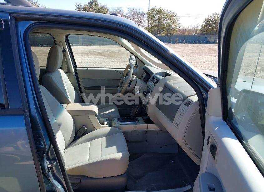 Photo 5 of 2011 Ford Escape XLT (VIN 1FMCU0D75BKA07165)