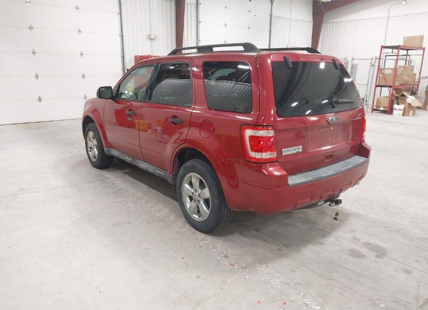 Photo 3 of 2011 Ford Escape XLT (VIN 1FMCU0D75BKA07831)