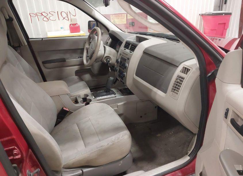 Photo 5 of 2011 Ford Escape XLT (VIN 1FMCU0D75BKA07831)