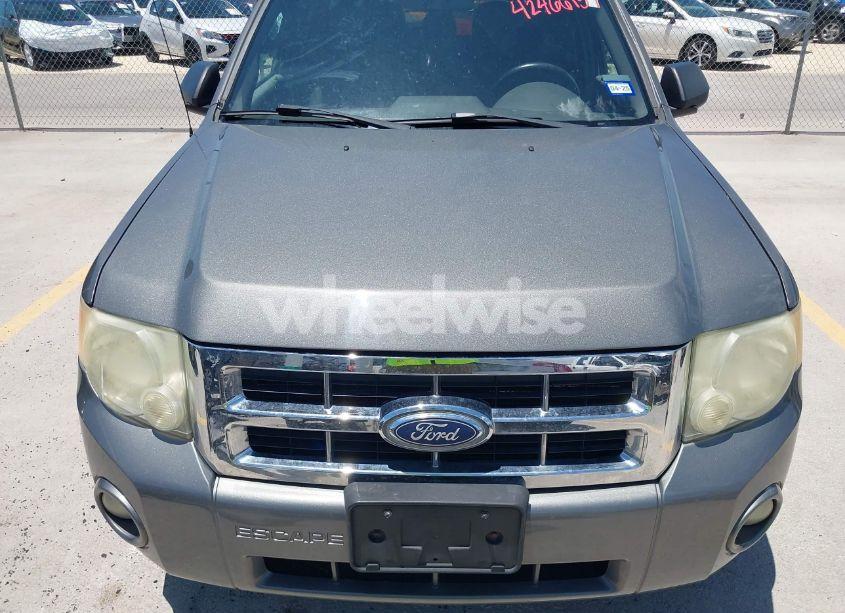 Photo 6 of 2011 Ford Escape XLT (VIN 1FMCU0D75BKA14262)