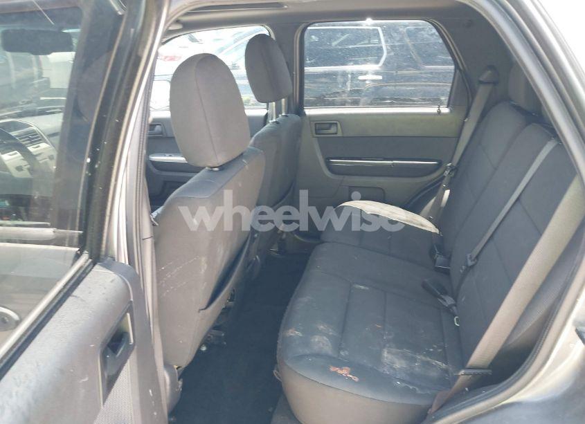 Photo 8 of 2011 Ford Escape XLT (VIN 1FMCU0D75BKA14262)