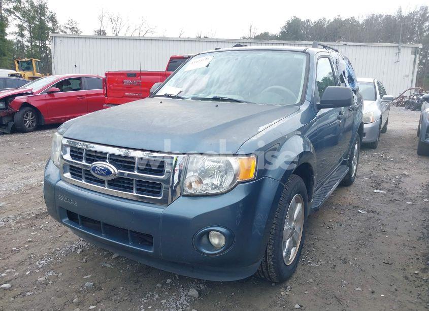 Photo 2 of 2011 Ford Escape XLT (VIN 1FMCU0D75BKA47259)