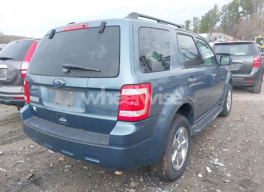 Photo 4 of 2011 Ford Escape XLT (VIN 1FMCU0D75BKA47259)