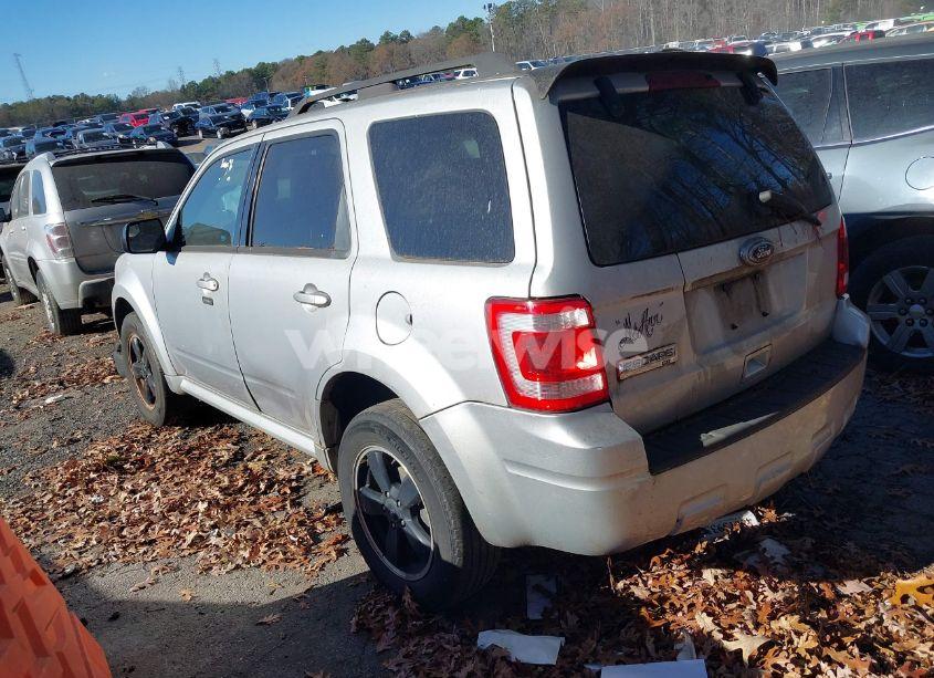 Photo 3 of 2011 Ford Escape XLT (VIN 1FMCU0D75BKA54731)