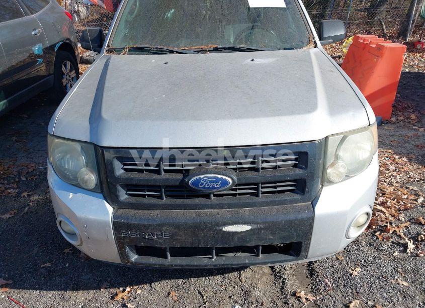 Photo 6 of 2011 Ford Escape XLT (VIN 1FMCU0D75BKA54731)