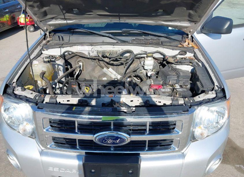 Photo 10 of 2011 Ford Escape XLT (VIN 1FMCU0D75BKA83310)