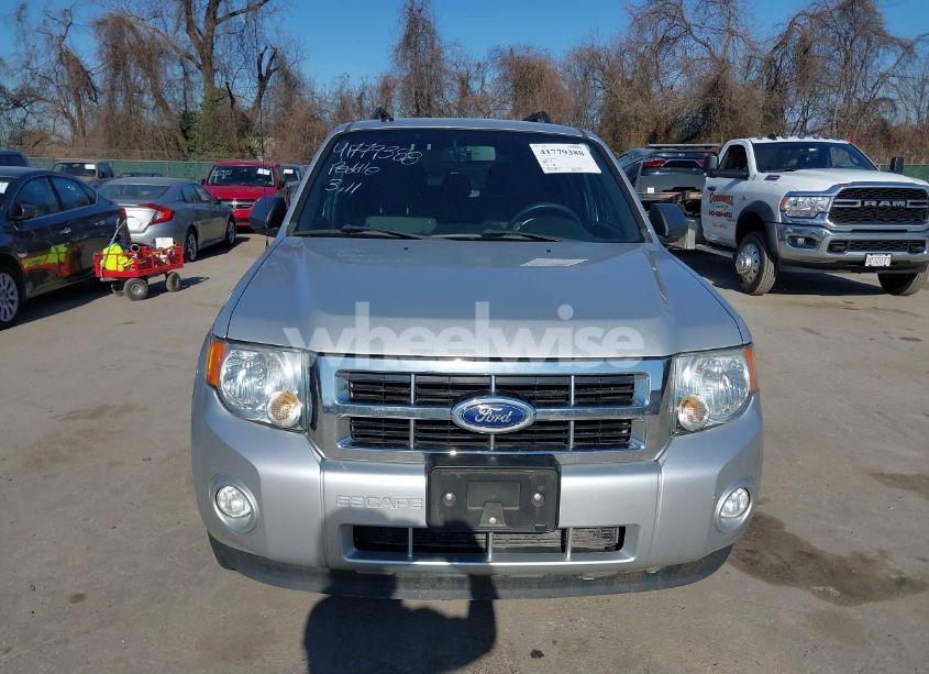 Photo 6 of 2011 Ford Escape XLT (VIN 1FMCU0D75BKA83310)