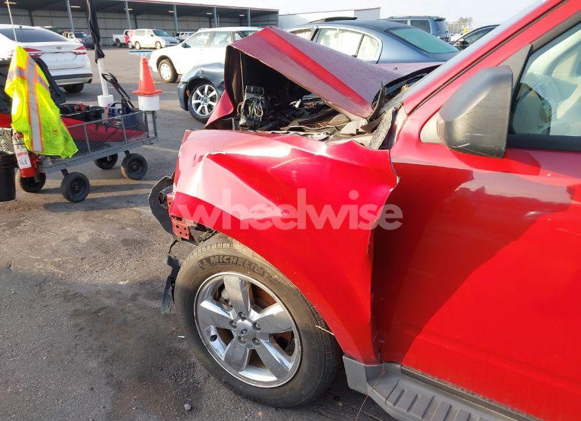 Photo 12 of 2011 Ford Escape XLT (VIN 1FMCU0D75BKB09582)