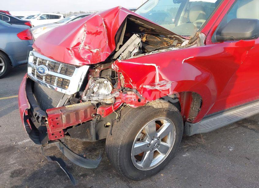 Photo 6 of 2011 Ford Escape XLT (VIN 1FMCU0D75BKB09582)