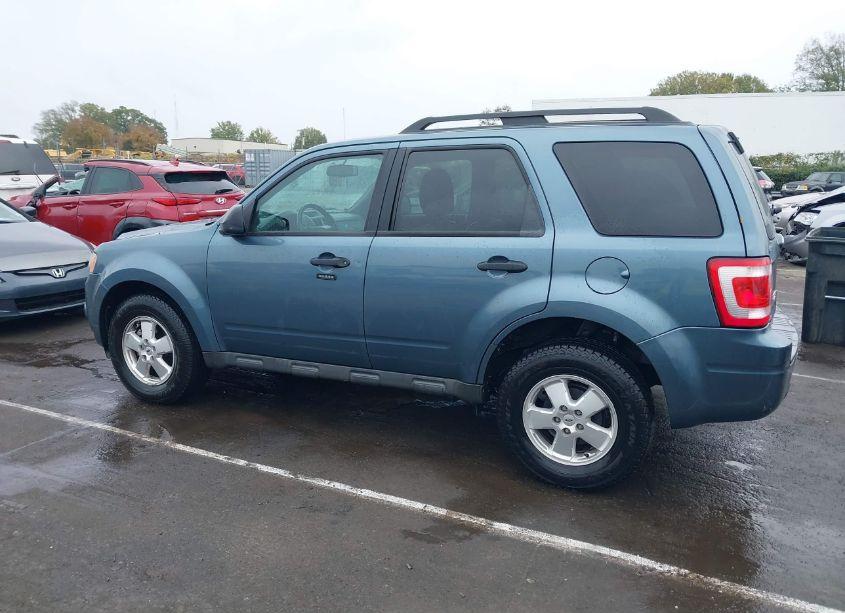 Photo 14 of 2011 Ford Escape XLT (VIN 1FMCU0D75BKC08743)