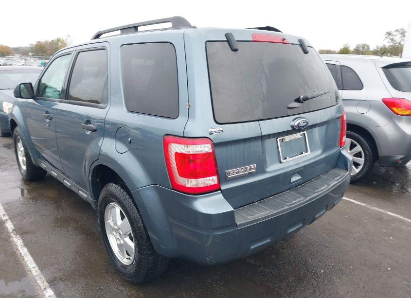 Photo 3 of 2011 Ford Escape XLT (VIN 1FMCU0D75BKC08743)
