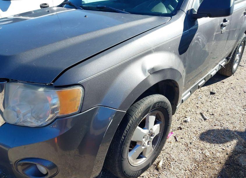 Photo 6 of 2011 Ford Escape XLT (VIN 1FMCU0D75BKC24716)