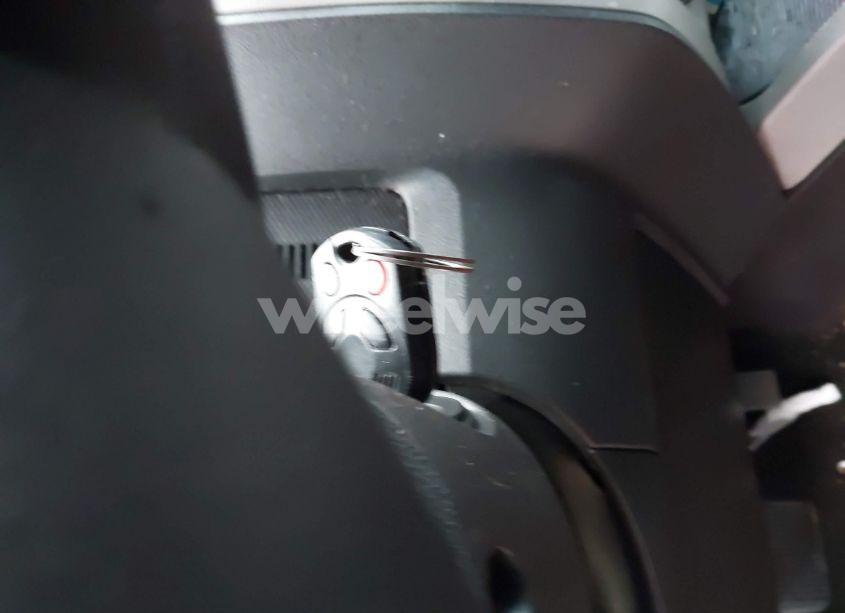 Photo 11 of 2012 Ford Escape XLT (VIN 1FMCU0D75CKB82064)