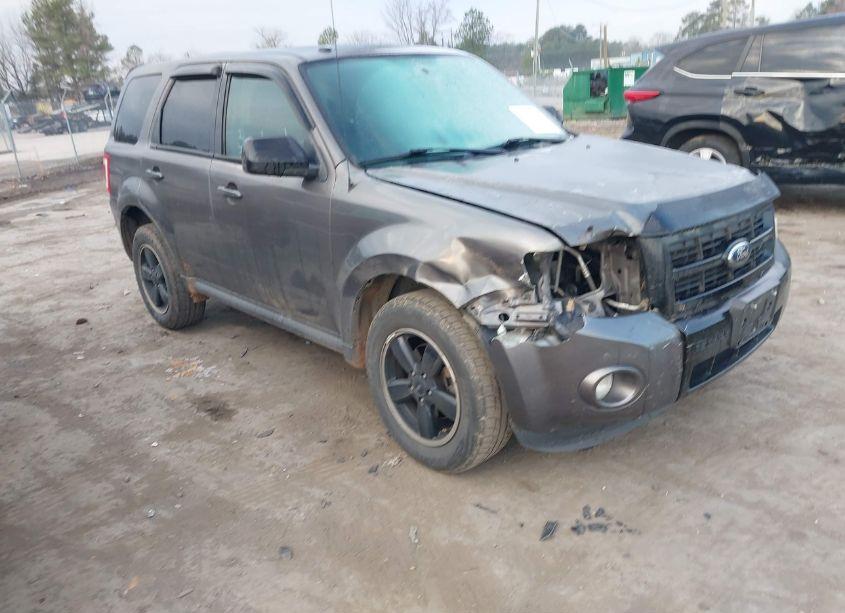 2012 Ford Escape XLT (VIN 1FMCU0D75CKC37743) main photo