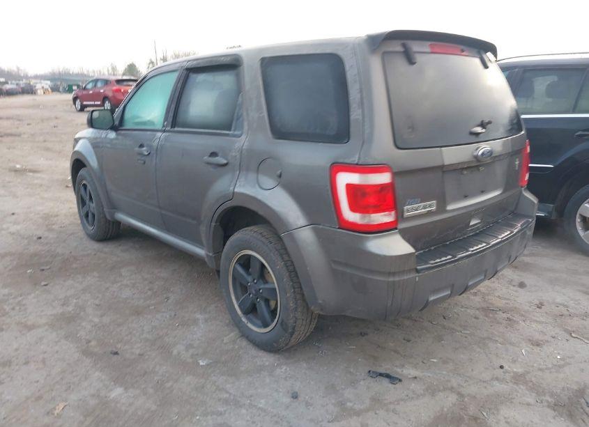 Photo 3 of 2012 Ford Escape XLT (VIN 1FMCU0D75CKC37743)