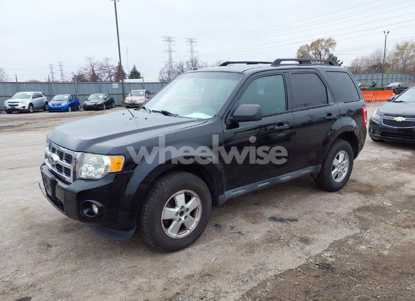Photo 2 of 2012 Ford Escape XLT (VIN 1FMCU0D75CKC53960)