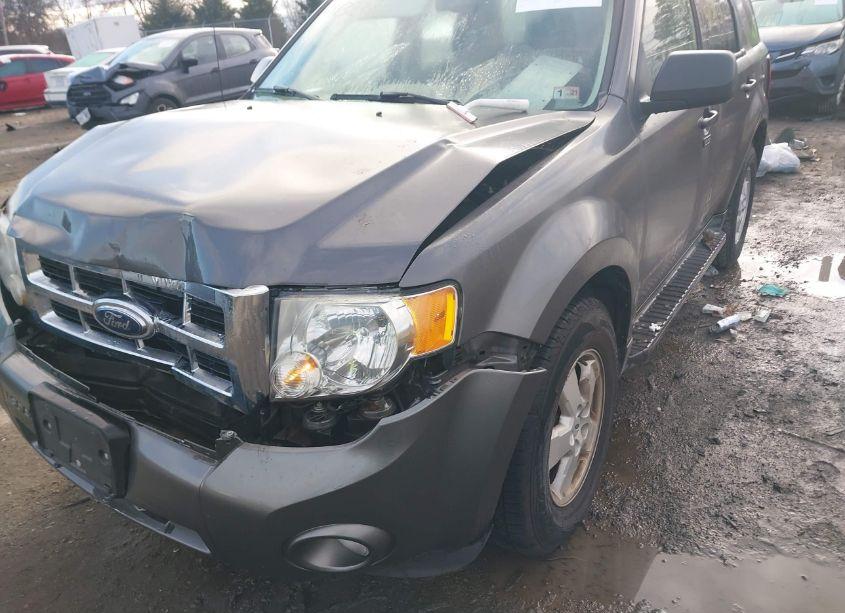 Photo 6 of 2010 Ford Escape XLT (VIN 1FMCU0D76AKA31649)