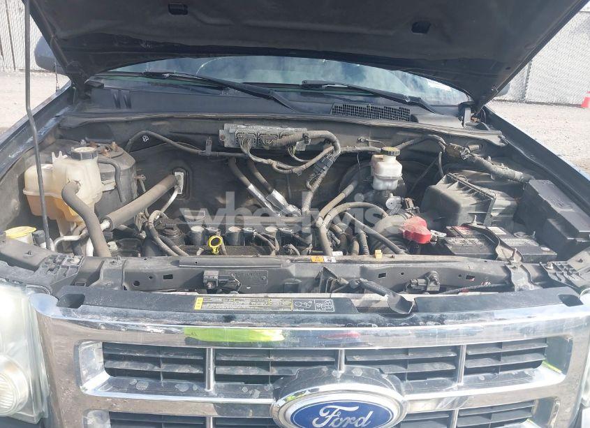 Photo 10 of 2010 Ford Escape XLT (VIN 1FMCU0D76AKA69379)