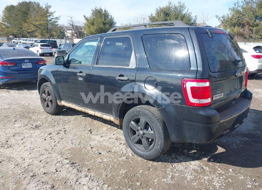 Photo 3 of 2010 Ford Escape XLT (VIN 1FMCU0D76AKA69379)